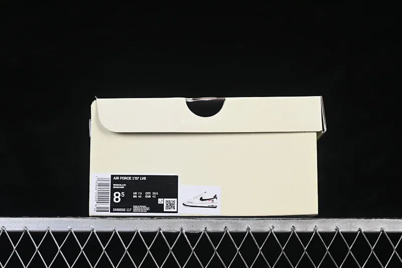 All categories Nk Air Force 1 Air Force series Nk Air Force 1 Low Air Force low top Nike Air Force 1'07 Low joint beige black hook Air Force 1 low top casual sneakers SM6668-117